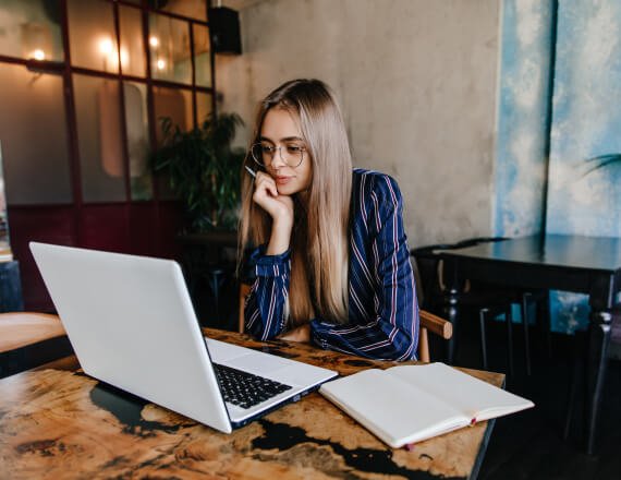 Read more about the article Unlocking Growth: Top Digital Marketing Strategies for 2024